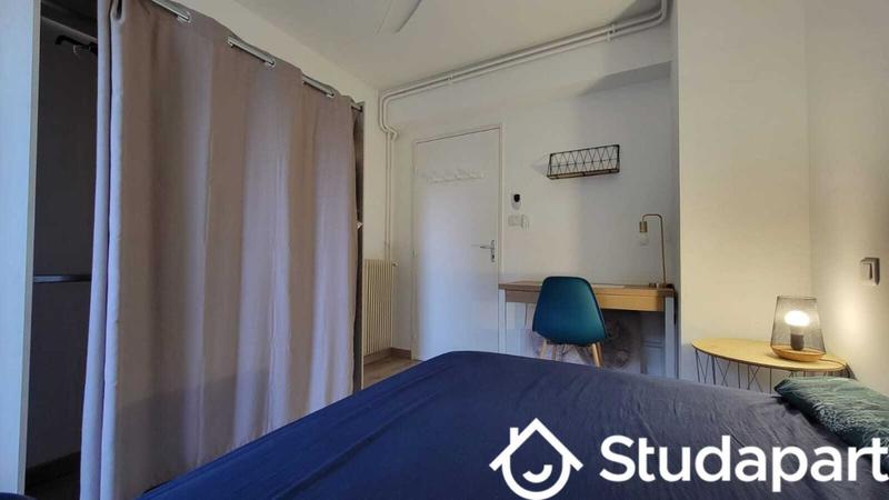 Chambre - 12 m² - 1 pièce