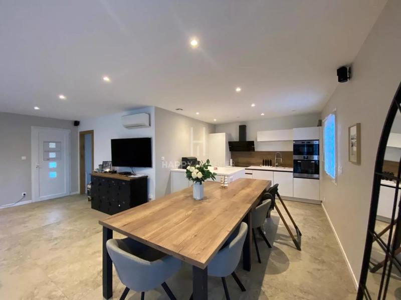 Maison - 105 m² - 6 pièces