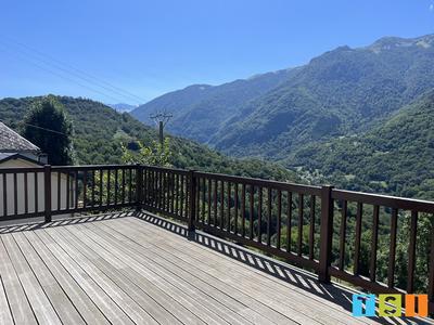 Maison - 135 m² - 5 pièces