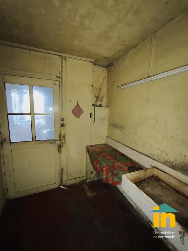 Maison de ville - 100 m² - 5 pièces