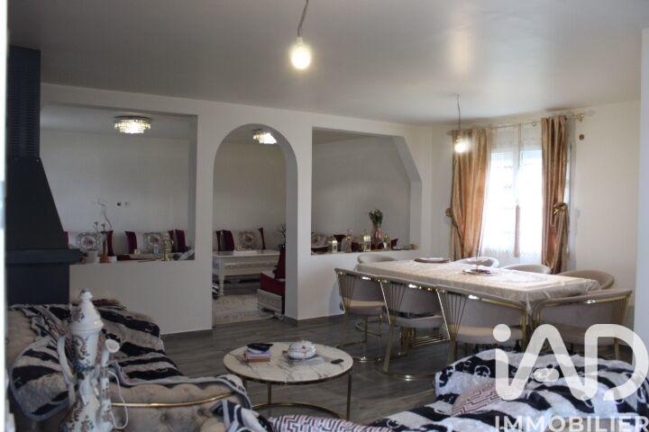 Maison - 167 m² - 5 pièces