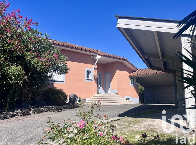 Maison - 196 m² - 7 pièces