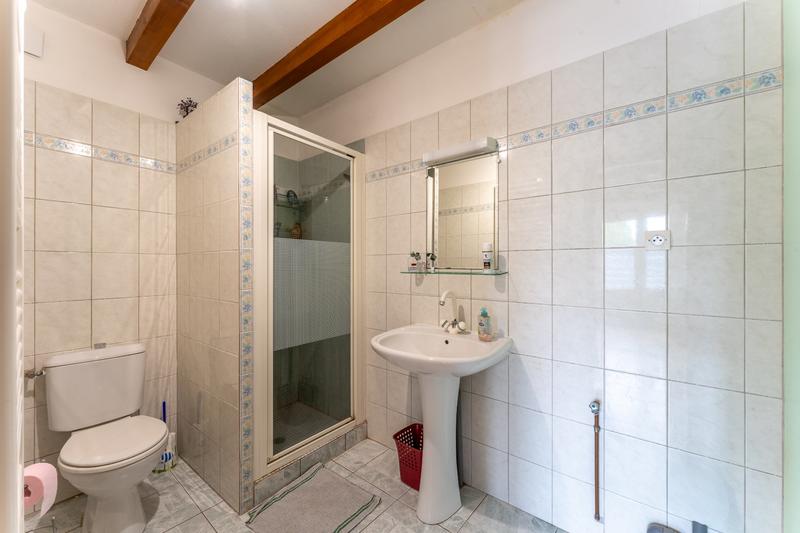 Maison - 187 m² - 9 pièces