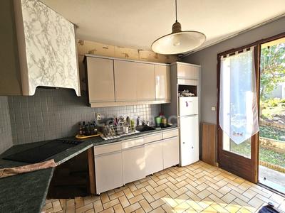 Maison - 87 m² - 5 pièces