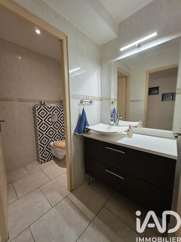 Maison - 219 m² - 6 pièces