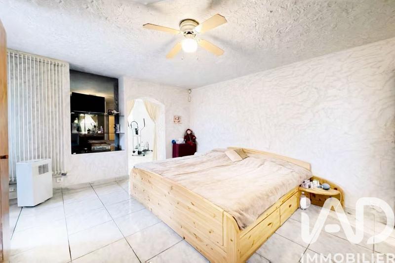 Maison - 104 m² - 3 pièces