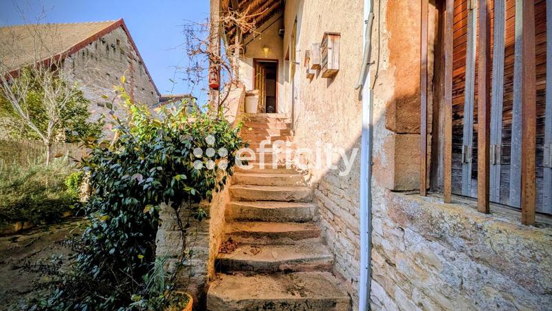 Maison - 80 m² - 5 pièces