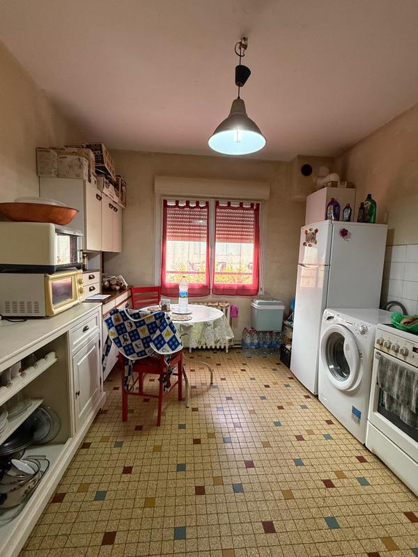 Appartement - 85 m² - 4 pièces