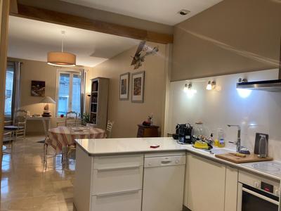 Maison - 200 m² - 9 pièces