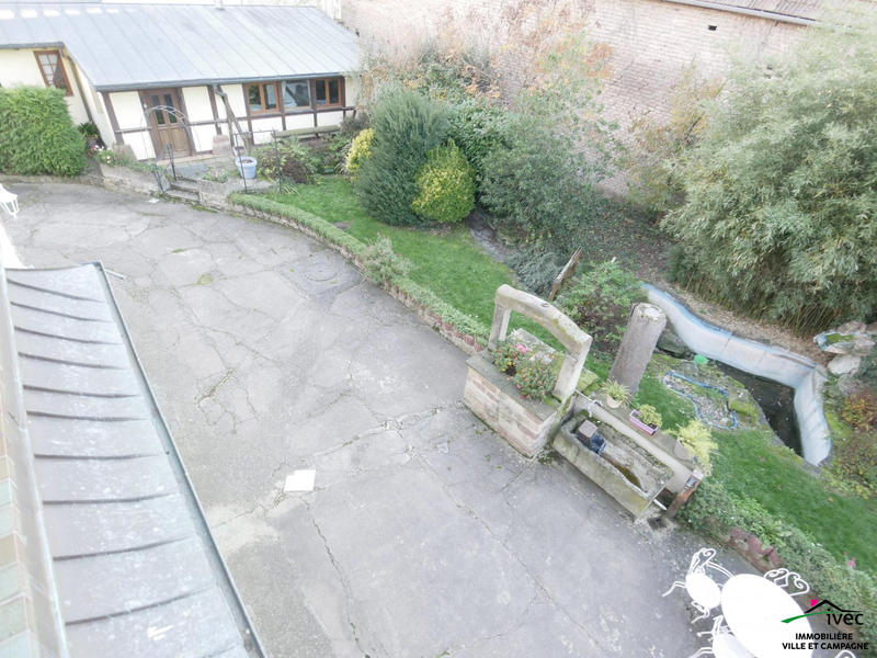 Maison - 238 m² - 8 pièces