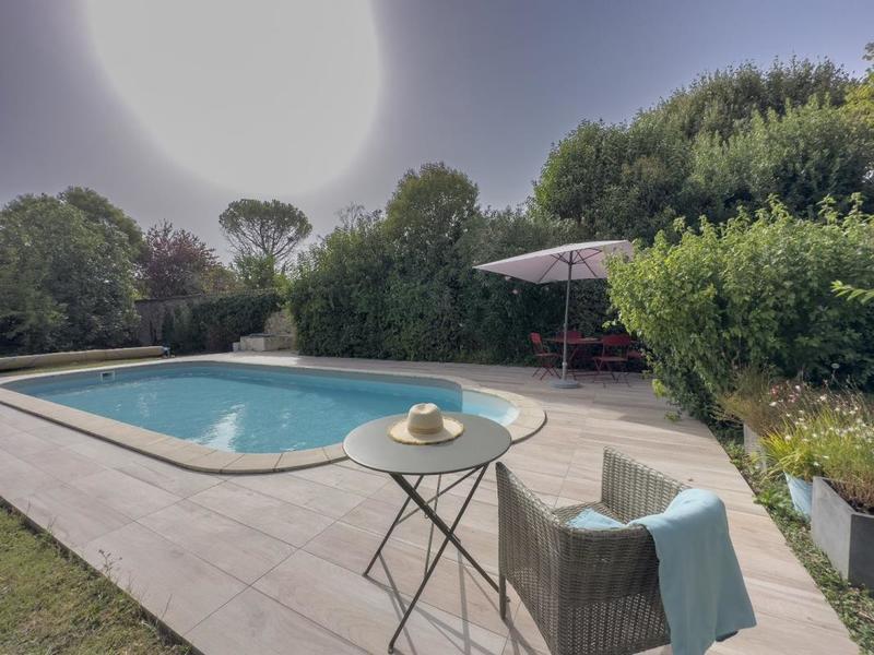 Maison de maîtres - 325 m² - 8 pièces