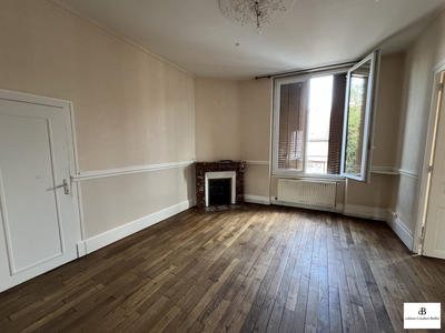 Appartement - 64 m² - 3 pièces