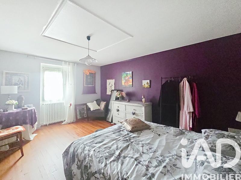 Maison - 148 m² - 9 pièces