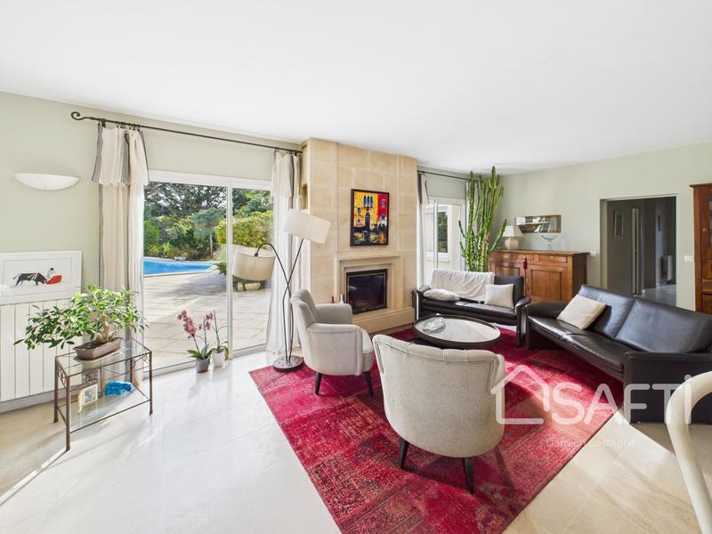 Villa - 245 m² - 7 pièces