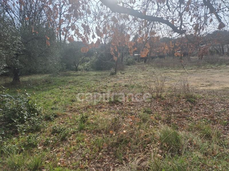 Terrain constructible - 537 m²