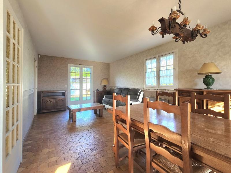 Maison - 135 m² - 6 pièces