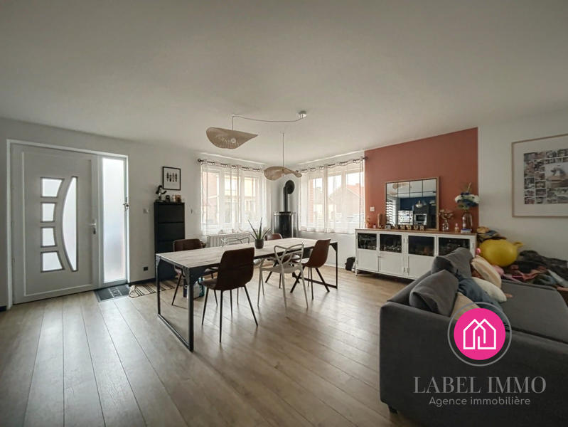 Maison - 122 m² - 4 pièces