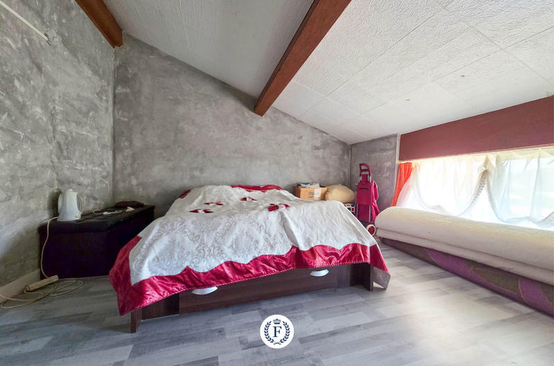 Maison de village - 90 m² - 5 pièces