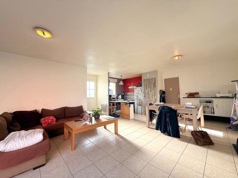 Maison - 99 m² - 5 pièces