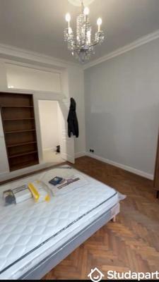Chambre - 11 m² - 1 pièce
