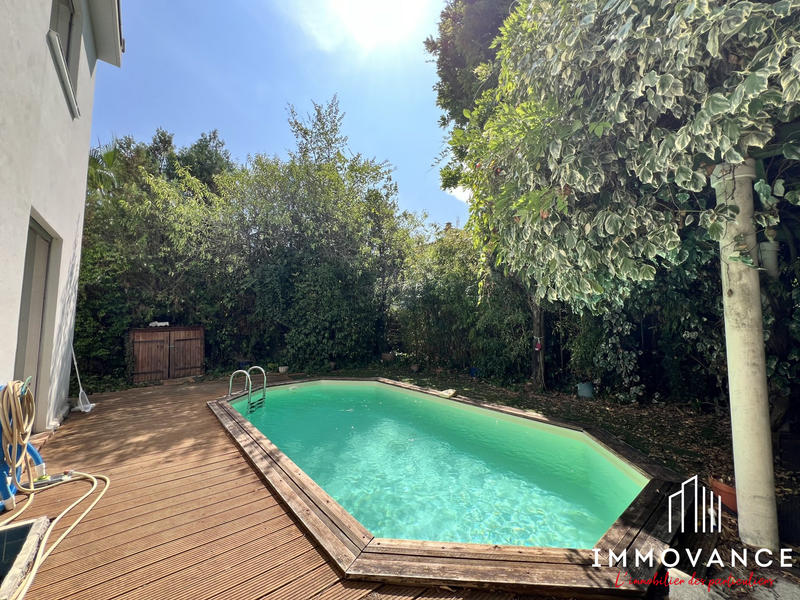 Maison - 179 m² - 7 pièces