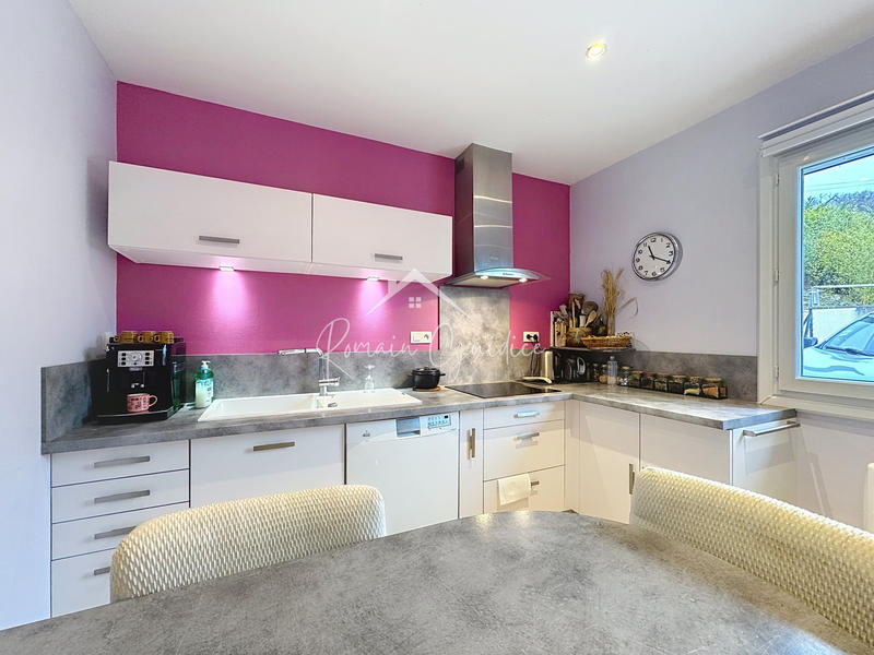 Maison - 103 m² - 5 pièces