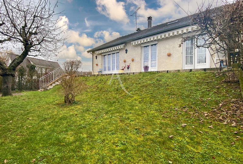 Maison - 140 m² - 6 pièces