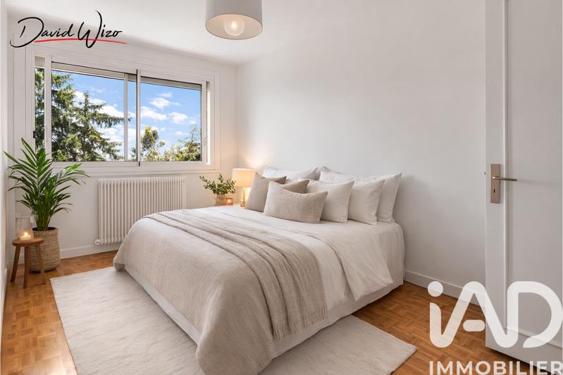 Maison - 170 m² - 9 pièces