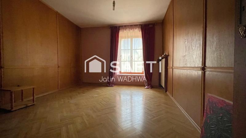 Maison - 311 m² - 13 pièces