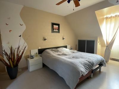 Maison - 180 m² - 7 pièces