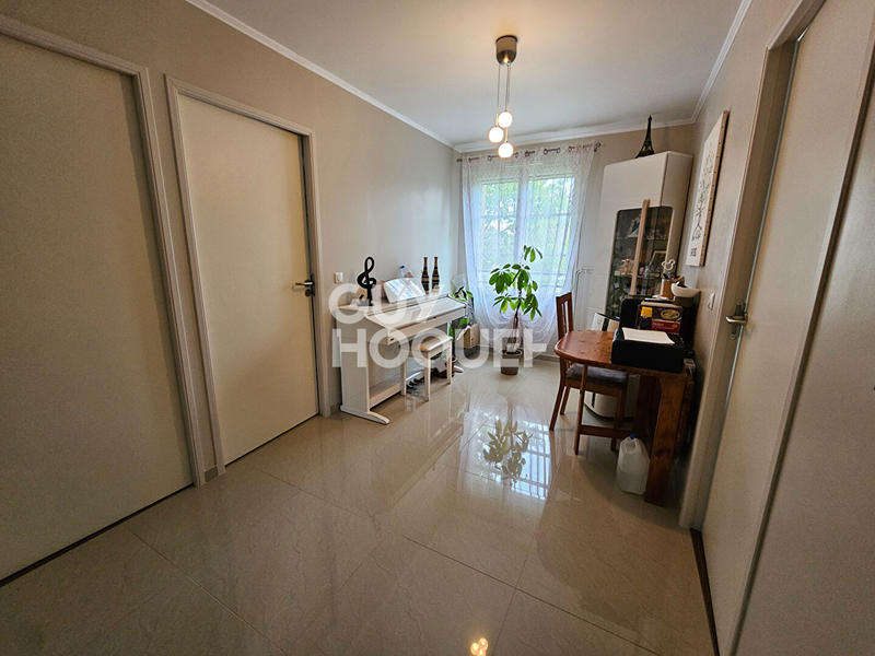 Maison - 105 m² - 5 pièces