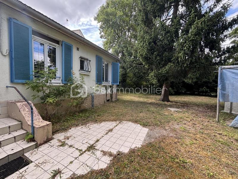 Terrain industriel - 922 m²