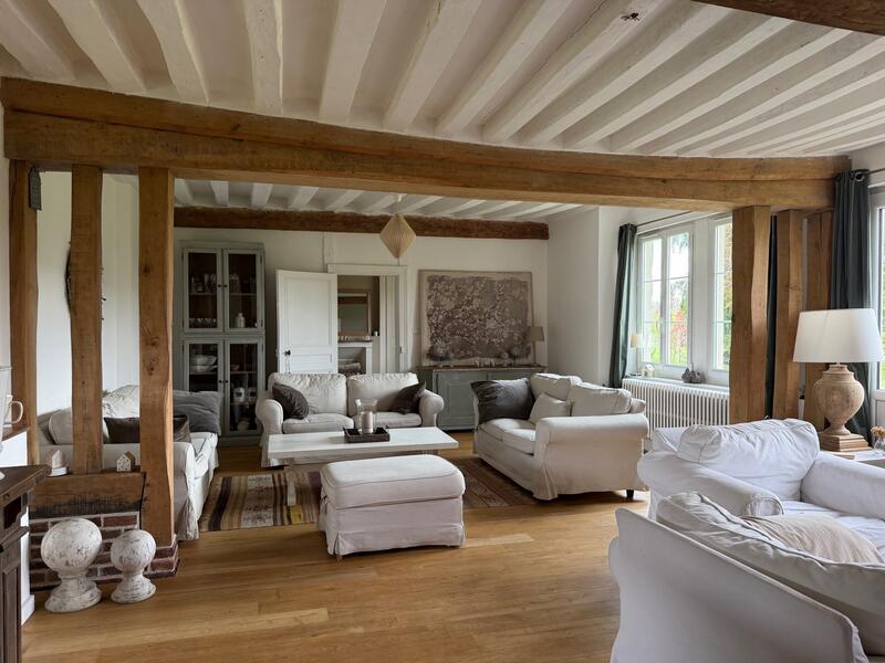 Maison - 198 m² - 7 pièces