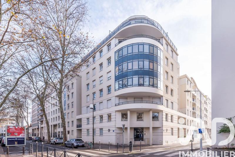 Appartement - 93 m² - 4 pièces