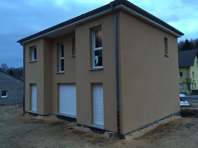 Maison - 87 m² - 4 pièces