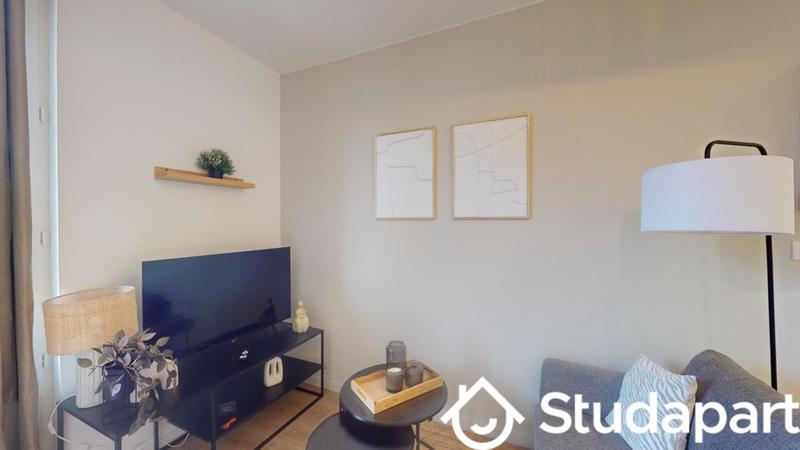 Chambre - 9 m² - 1 pièce