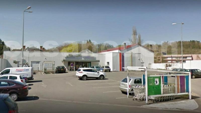 Local commercial - 3 650 m²