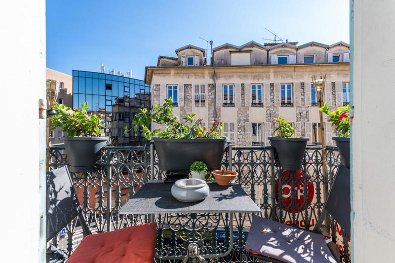 Appartement - 70 m² - 3 pièces