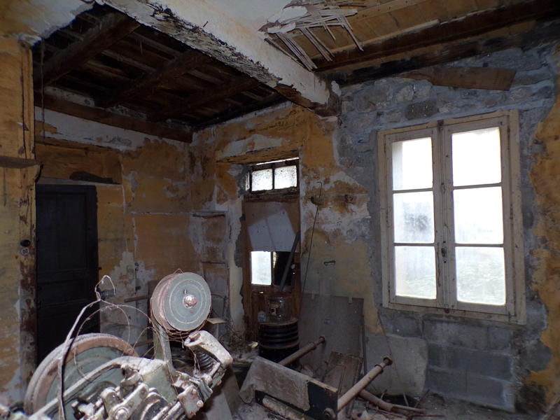 Maison - 325 m² - 11 pièces