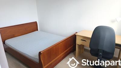 Chambre - 10 m² - 1 pièce