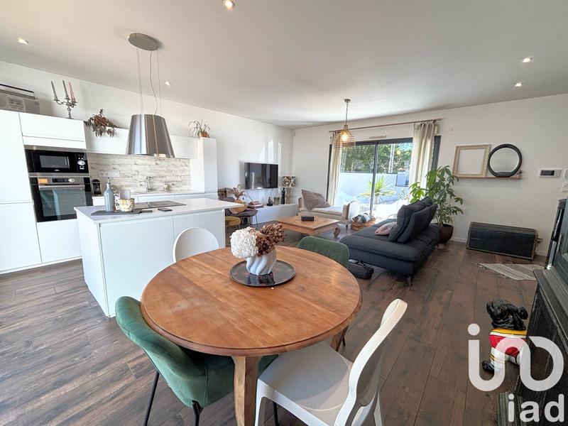 Maison - 96 m² - 4 pièces