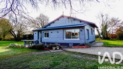 Maison - 90 m² - 4 pièces