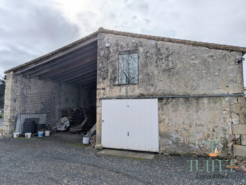 Maison ancienne - 166 m² - 8 pièces