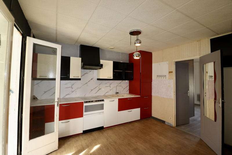 Maison - 100 m² - 6 pièces