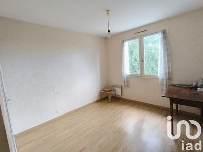 Maison - 96 m² - 5 pièces