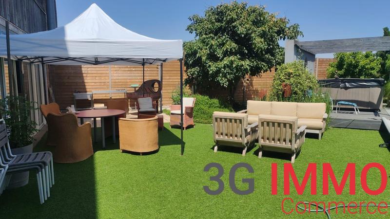 Local commercial - 900 m²