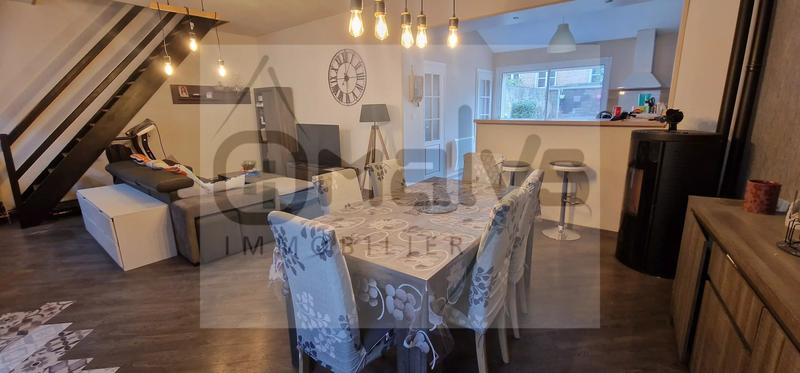 Maison - 95 m² - 4 pièces