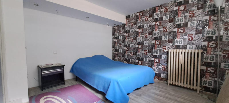 Maison - 242 m² - 6 pièces