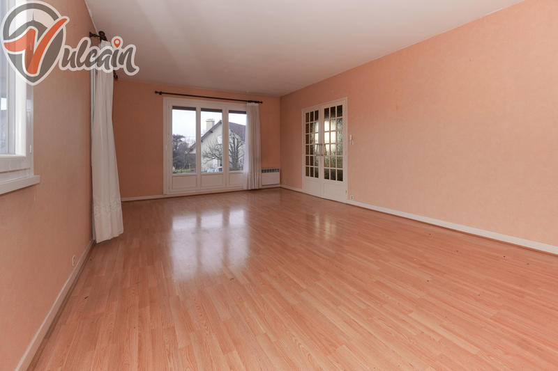 Maison - 96 m² - 4 pièces