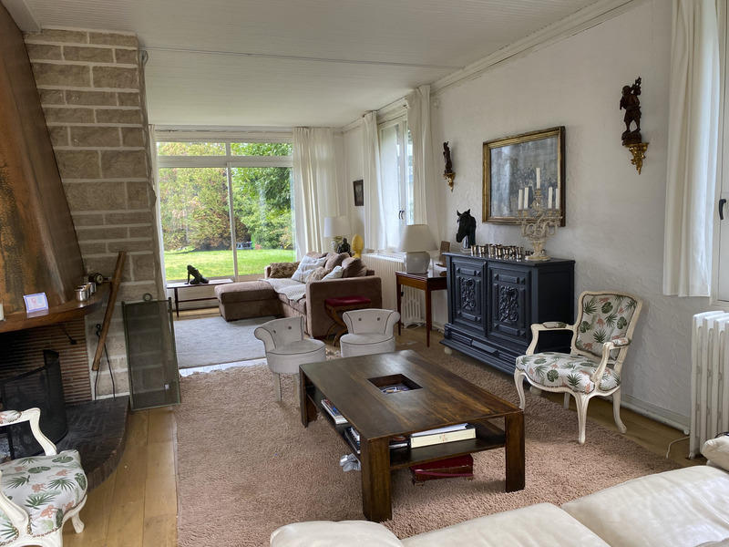 Maison - 260 m² - 11 pièces